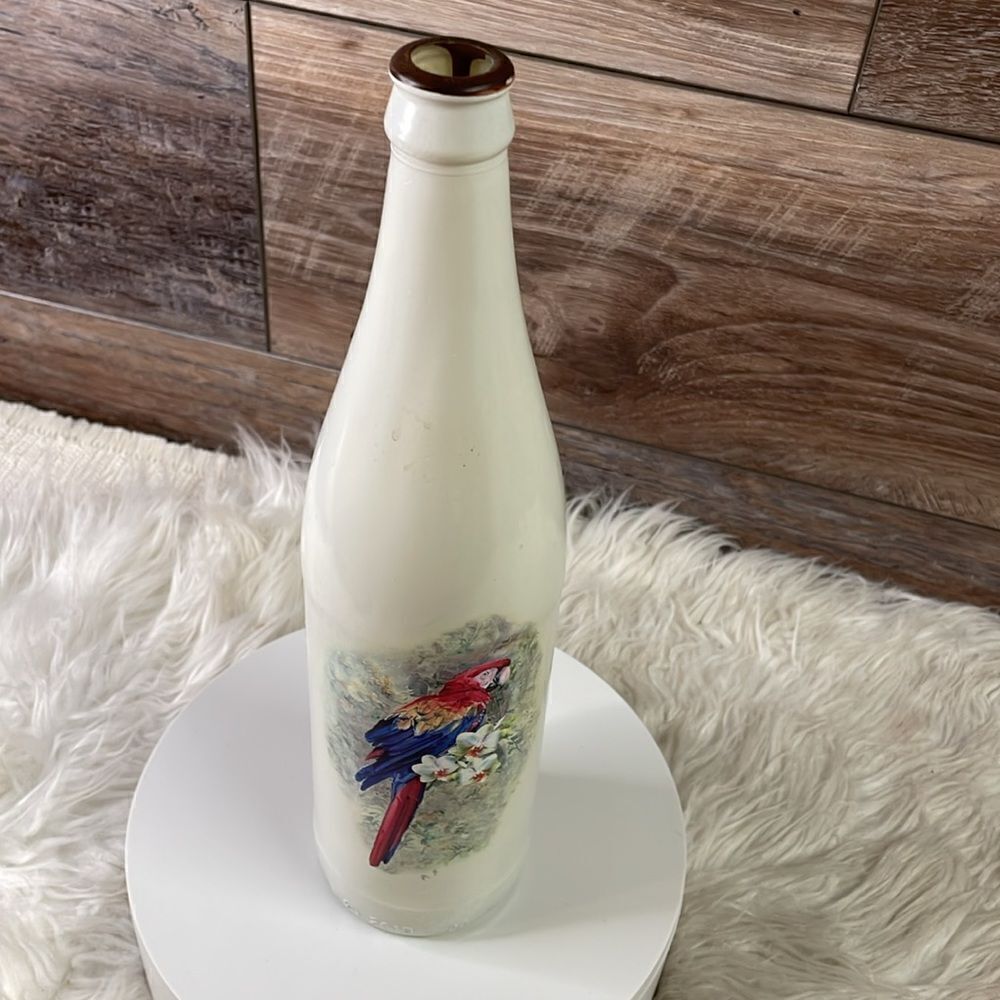 Mayrich Company Decorative Mccaw Bottle Vase ,White With Mccaw Graphic , 11 1/2” - Picture 3 of 7
